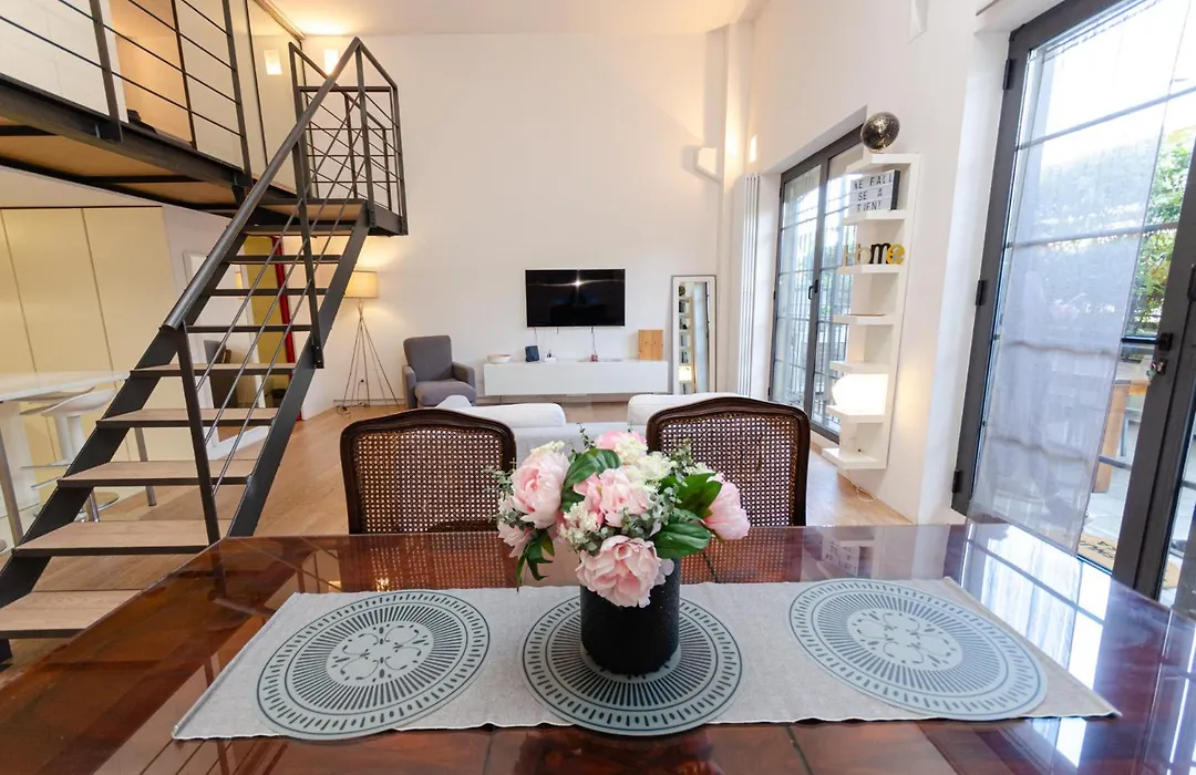 VivimiHome Loft su due livelli con terrazzo-1